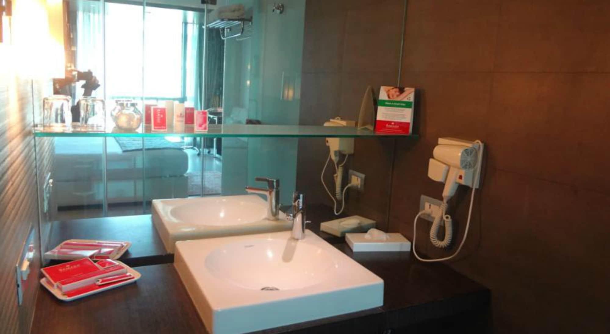 Ramada By Wyndham Navi Mumbai Ξενοδοχείο Εξωτερικό φωτογραφία