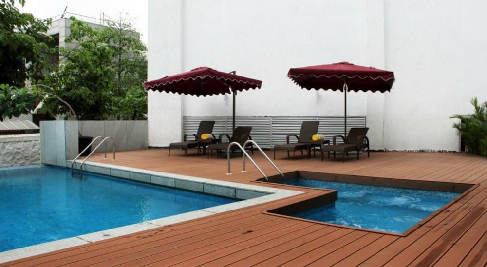Ramada By Wyndham Navi Mumbai Ξενοδοχείο Εξωτερικό φωτογραφία