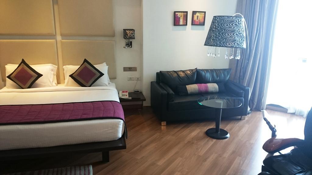 Ramada By Wyndham Navi Mumbai Ξενοδοχείο Εξωτερικό φωτογραφία