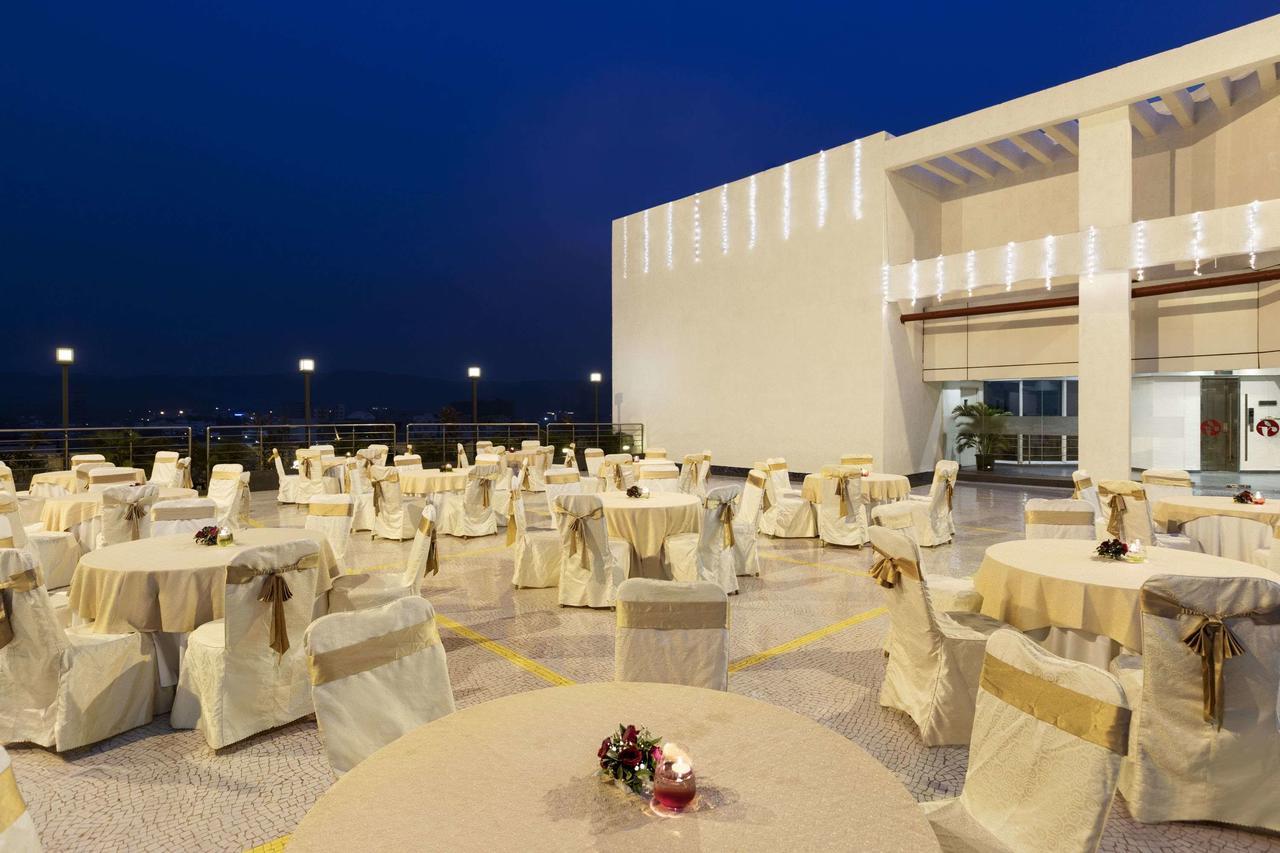 Ramada By Wyndham Navi Mumbai Ξενοδοχείο Εξωτερικό φωτογραφία