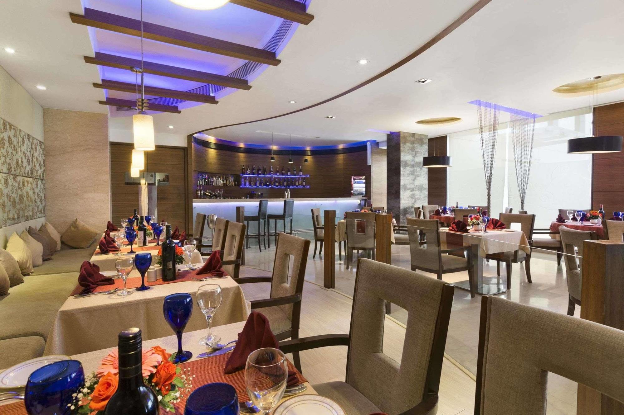 Ramada By Wyndham Navi Mumbai Ξενοδοχείο Εξωτερικό φωτογραφία
