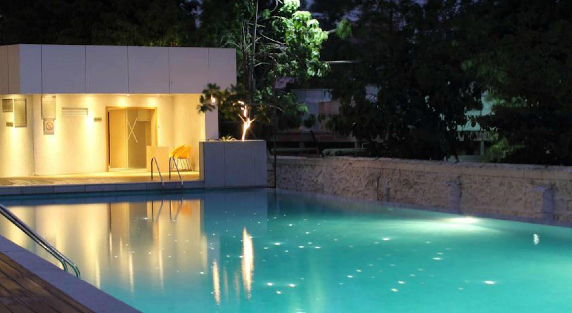 Ramada By Wyndham Navi Mumbai Ξενοδοχείο Εξωτερικό φωτογραφία